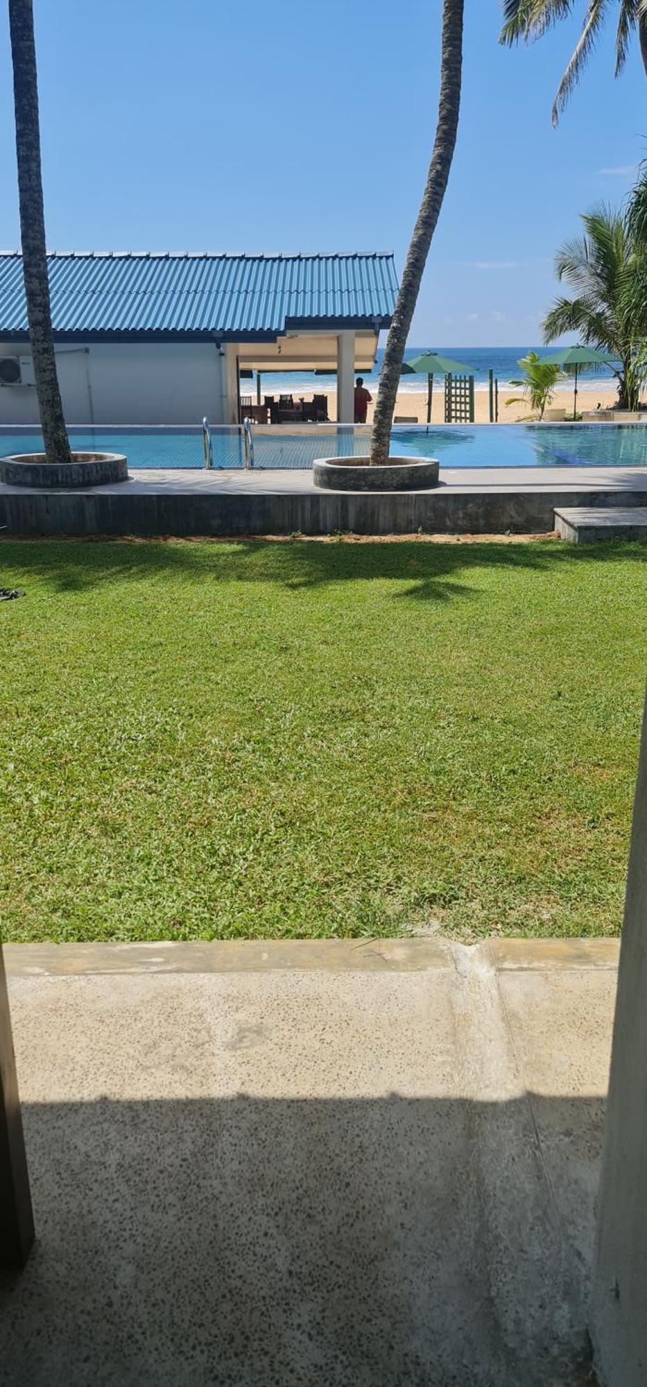 Thiranagama Beach Hotel Hikkaduwa Εξωτερικό φωτογραφία