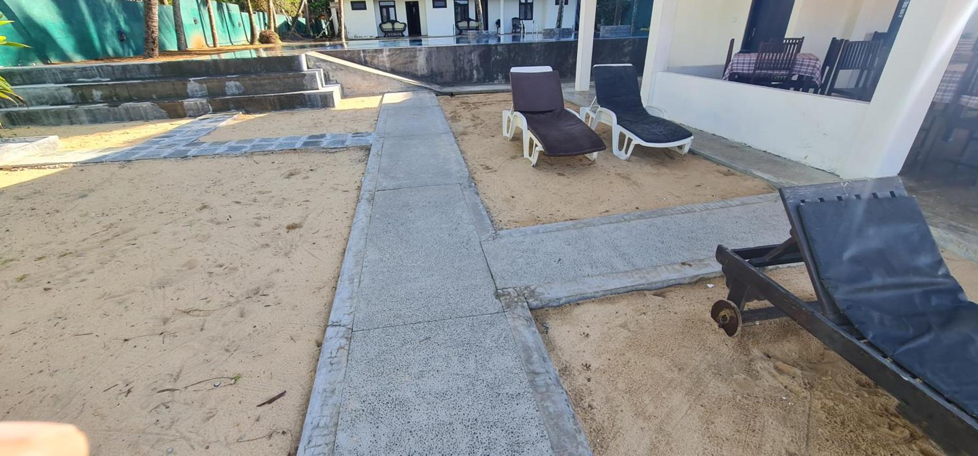 Thiranagama Beach Hotel Hikkaduwa Εξωτερικό φωτογραφία