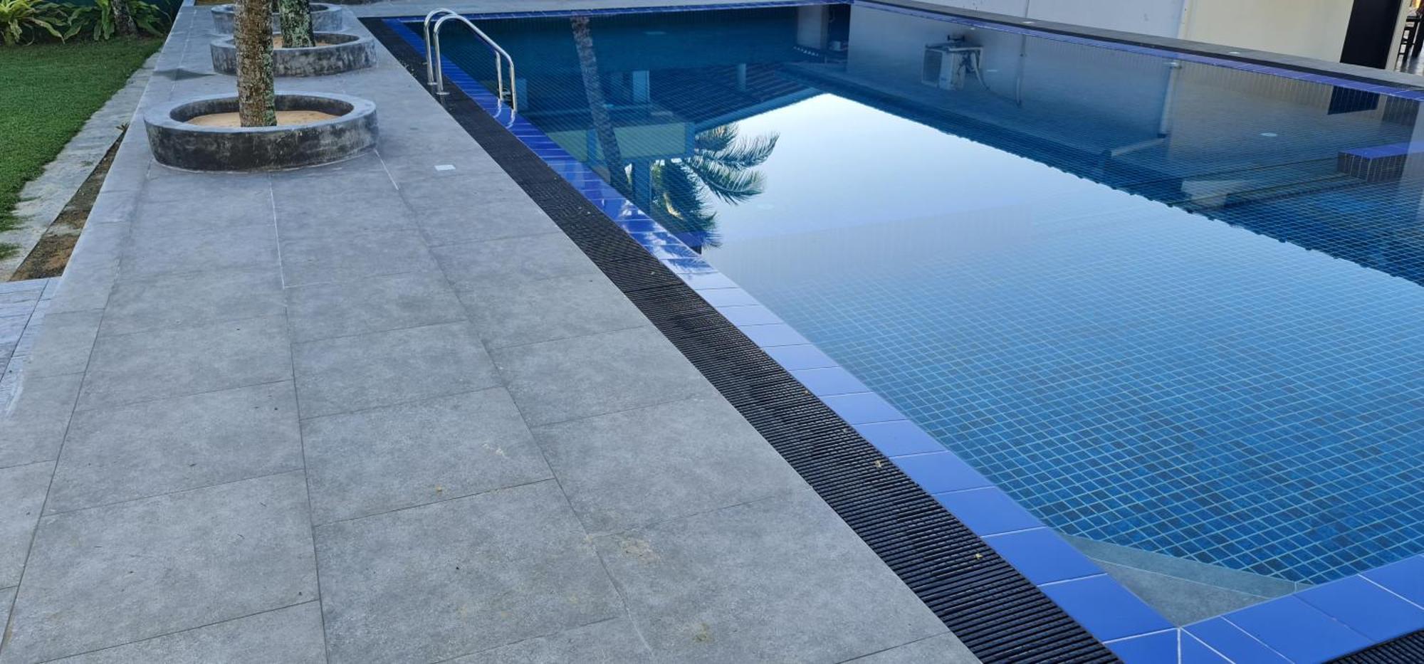 Thiranagama Beach Hotel Hikkaduwa Εξωτερικό φωτογραφία