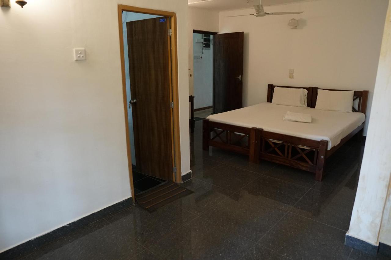 Thiranagama Beach Hotel Hikkaduwa Εξωτερικό φωτογραφία